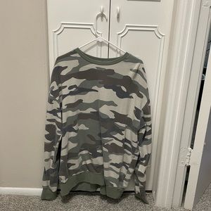 Camo Crewneck.